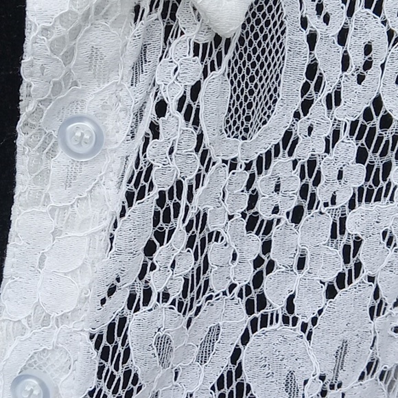 Lacy Button Down❤️ - Picture 3 of 6